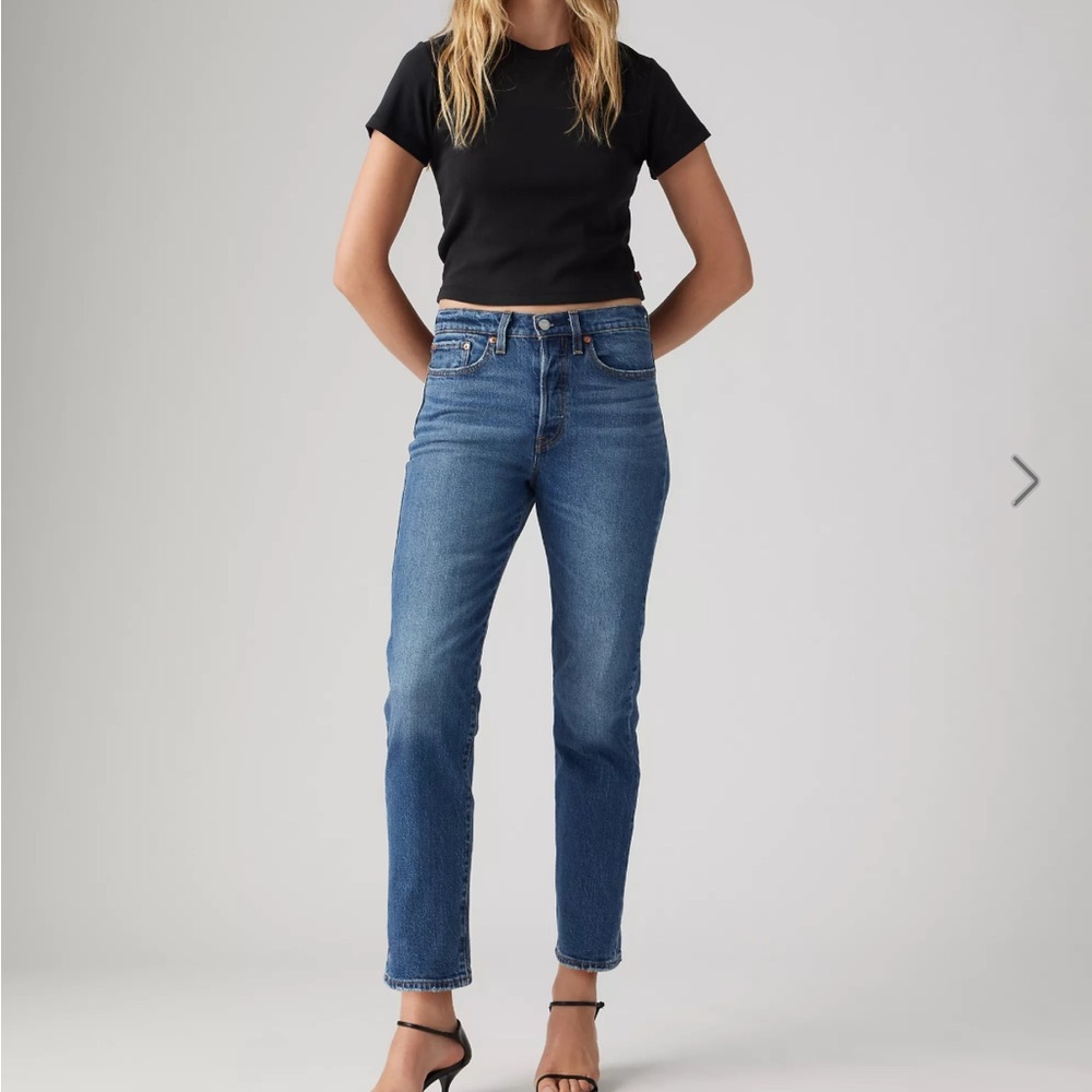 Women's High-Rise Straight Jeans in Blue